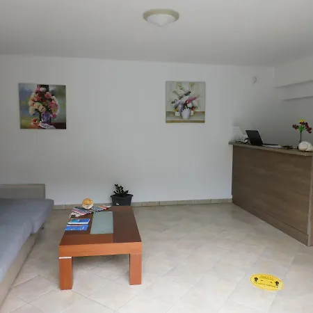 Hotel Maria Possidi